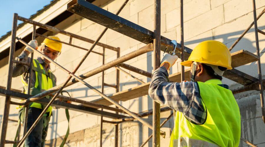 Professional gutter cleaning in Three Bridges, NJ